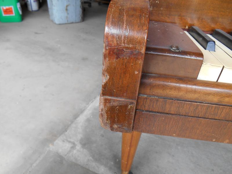 Restore the elegance of your Wurlitzer butterfly grand piano