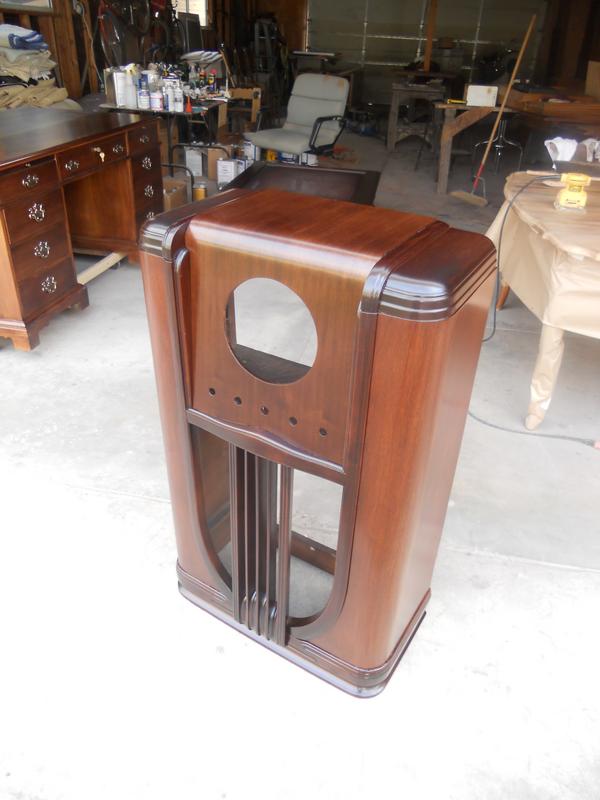 Old wooden radio getting refinished