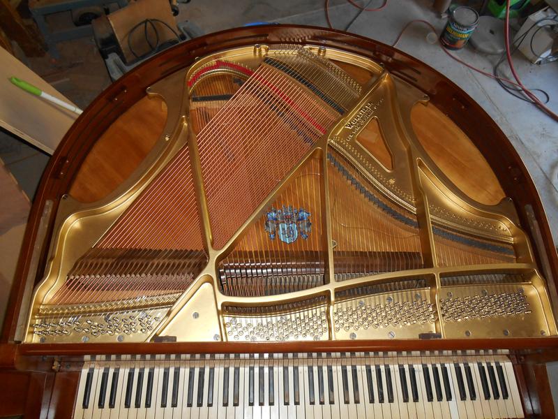 Expert repair for your Wurlitzer butterfly grand piano